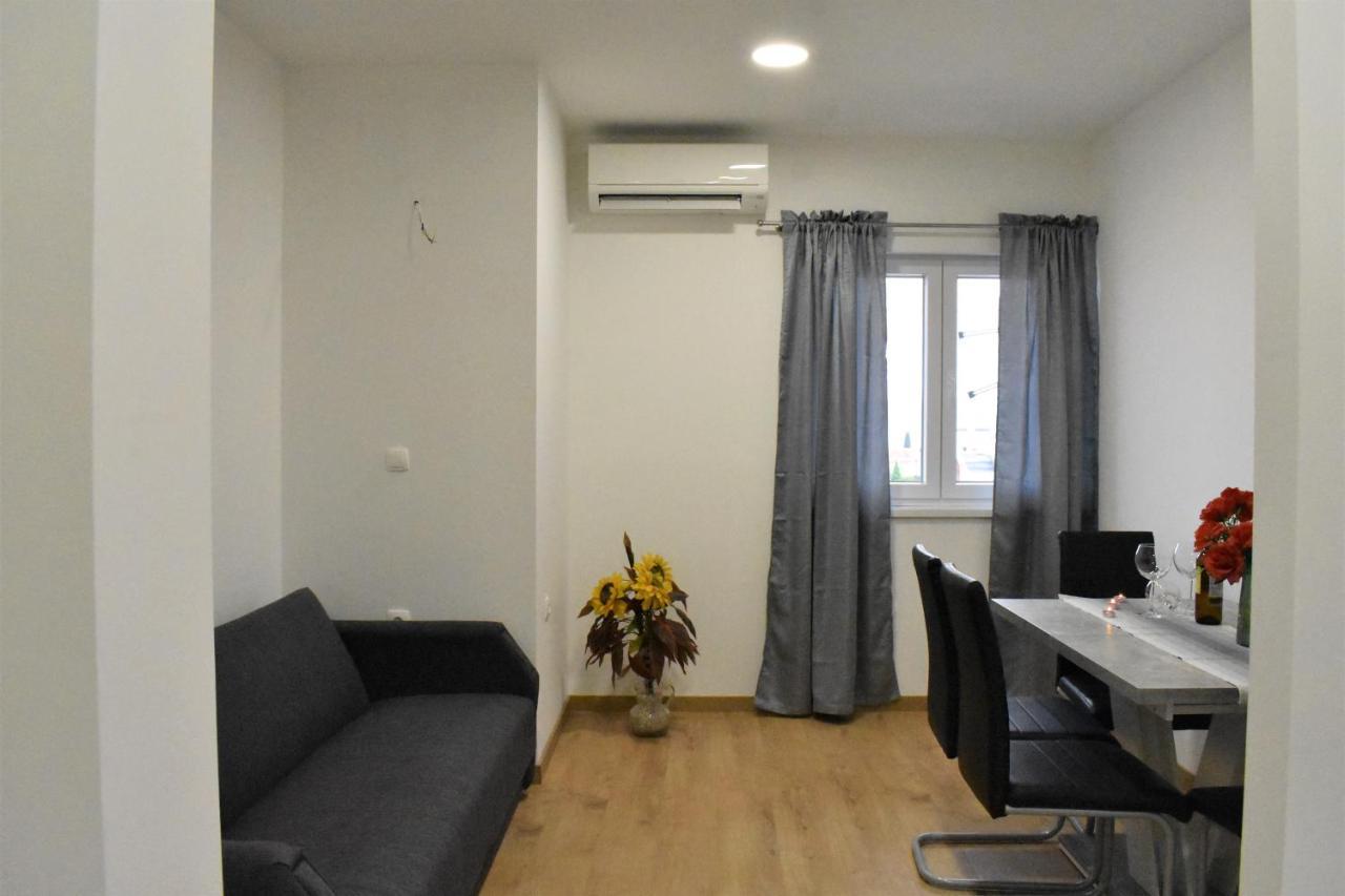 Apartmani Skorpion Kaštela Exterior foto